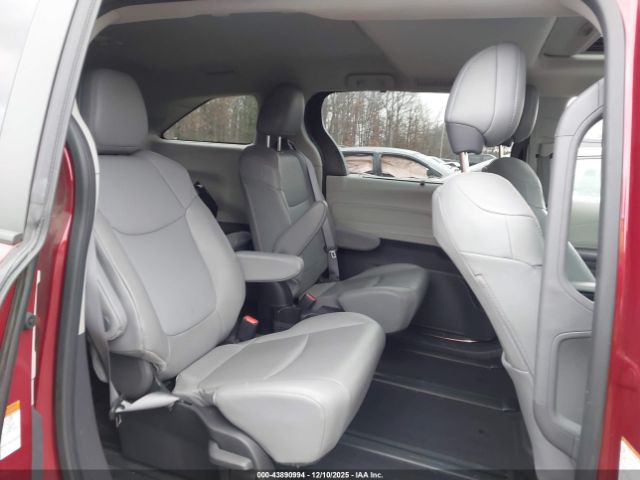 2022 TOYOTA SIENNA 5TDJSKFC4NS042252 Photo 7
