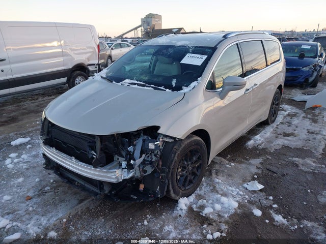 43891040 :رقم المزاد ، 2C4RC1BG9MR559671 vin ، 2021 Chrysler Pacifica Touring L مزاد بيع