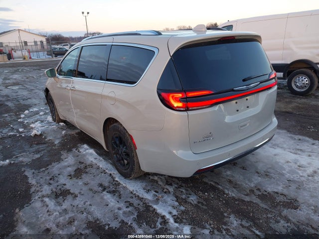 43891040 :رقم المزاد ، 2C4RC1BG9MR559671 vin ، 2021 Chrysler Pacifica Touring L مزاد بيع