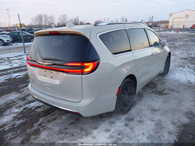 43891040 :رقم المزاد ، 2C4RC1BG9MR559671 vin ، 2021 Chrysler Pacifica Touring L مزاد بيع