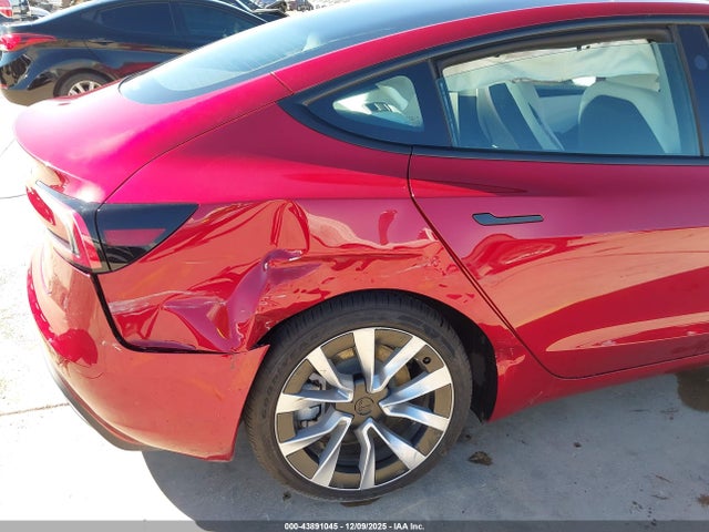 2025 TESLA MODEL 3 5YJ3E1EA8SF040711 Photo 5