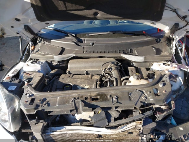 2016 MINI COUNTRYMAN WMWZC5C51GWU04254 Photo 9