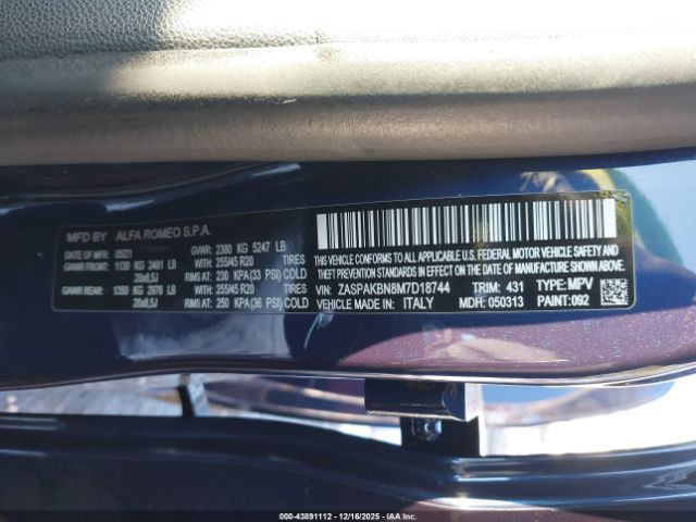 2021 ALFA ROMEO STELVIO ZASPAKBN8M7D18744 Photo 8