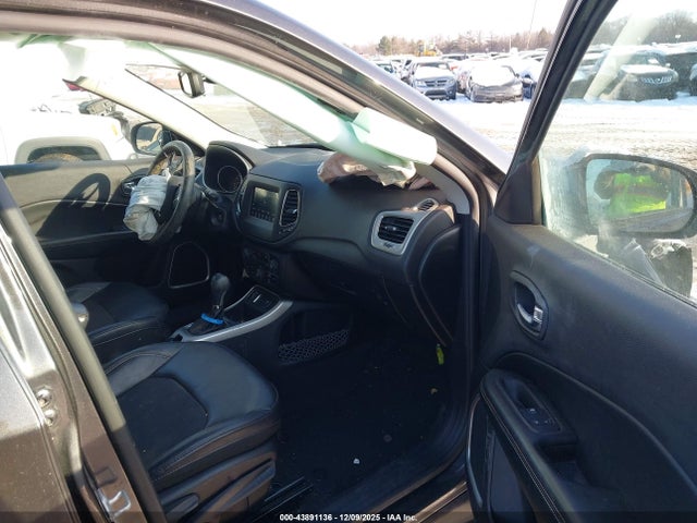 2019 JEEP COMPASS 3C4NJCBB7KT726608 Photo 4
