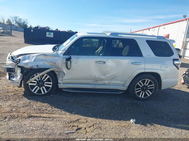 Продажа на аукционе авто 2014 Toyota 4runner Limited, vin: JTEZU5JR6E5065561, номер лота: 43891144