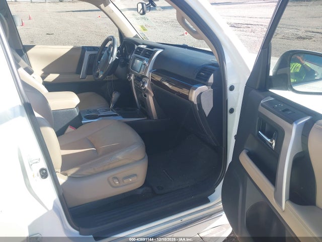 Продажа на аукционе авто 2014 Toyota 4runner Limited, vin: JTEZU5JR6E5065561, номер лота: 43891144
