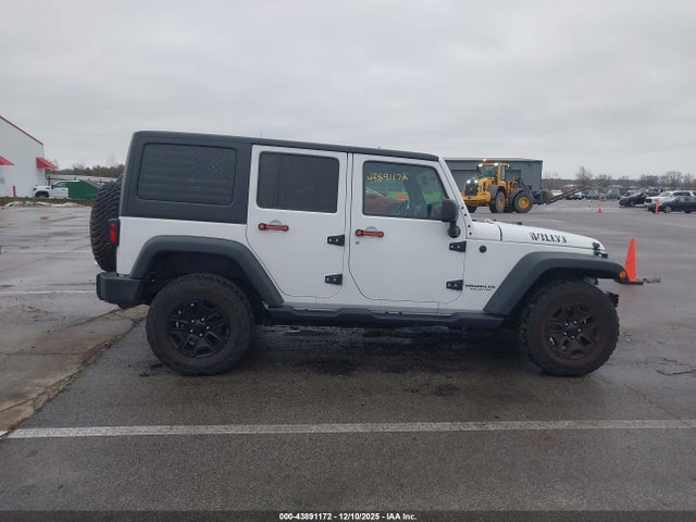 1C4BJWDG8HL526953 Jeep Wrangler Unlimited Willy Wheeler 4x4