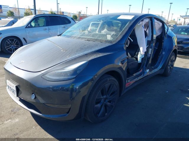 2025 TESLA MODEL Y 7SAYGDEDXSF246188 Photo 1