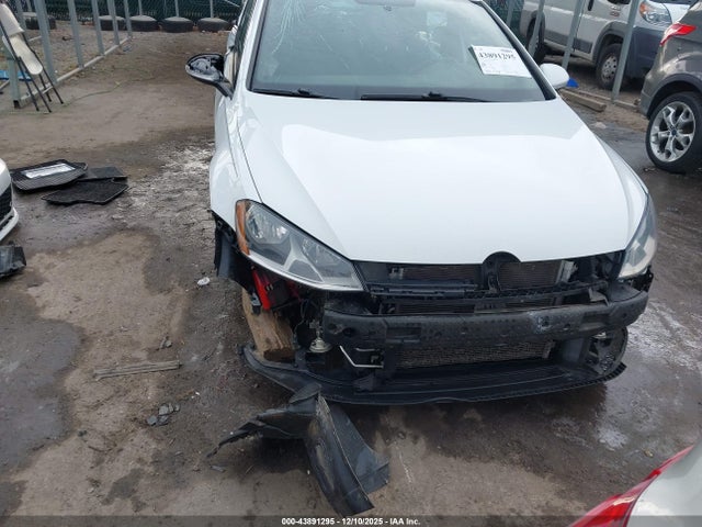 2016 VOLKSWAGEN GOLF GTI 3VW5T7AU5GM036584 Photo 5
