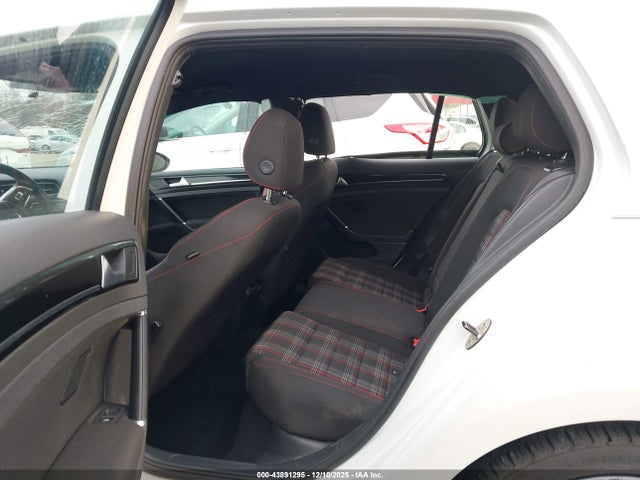 2016 VOLKSWAGEN GOLF GTI 3VW5T7AU5GM036584 Photo 7
