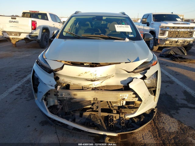 1G1FY6S04P4128093 Chevrolet Bolt Euv Fwd Lt