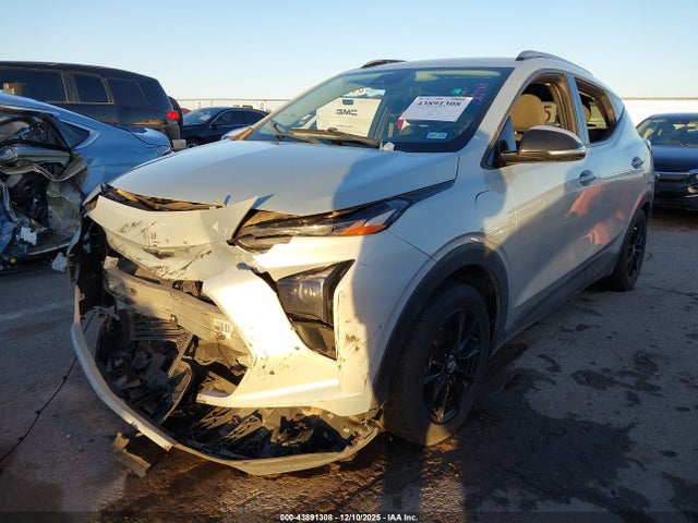 1G1FY6S04P4128093 Chevrolet Bolt Euv Fwd Lt