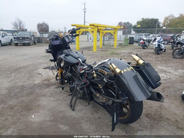 2023 HARLEY-DAVIDSON FLTRXST 1HD1ACL24PB638247 Photo 2