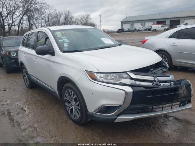 2018 MITSUBISHI OUTLANDER JA4AD2A36JZ068856 Photo 0