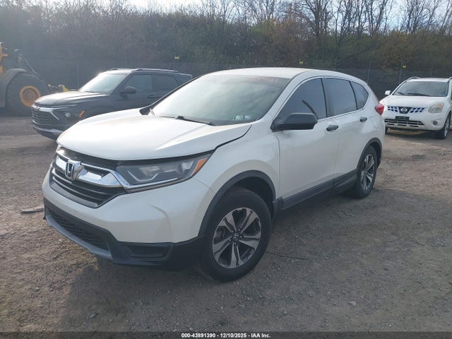 Honda CR-V LX 2017 2HKRW6H38HH200811 Image 2