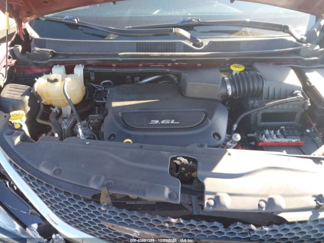 2018 CHRYSLER PACIFICA 2C4RC1GG3JR170903 Photo 9