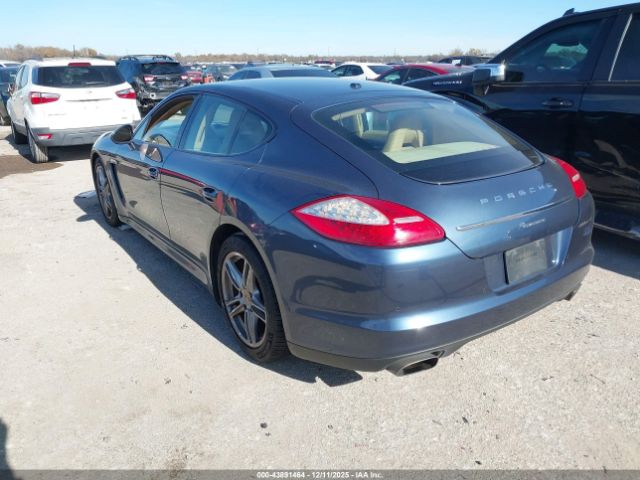2012 PORSCHE PANAMERA WP0AA2A7XCL071461 Photo 2
