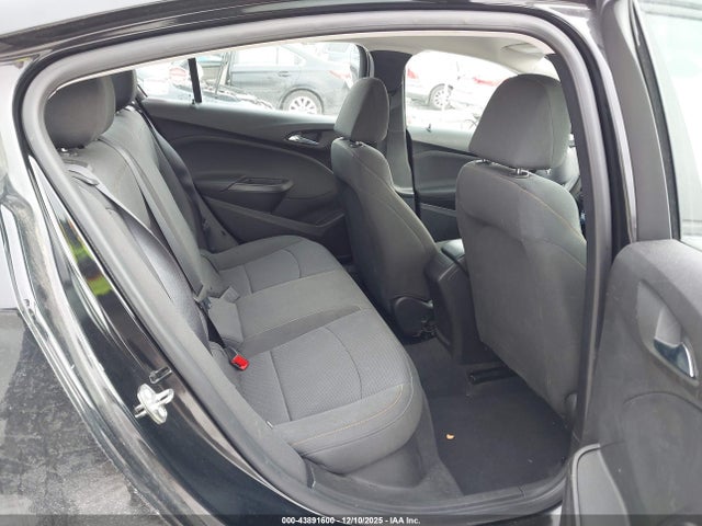 1G1BC5SM9J7173739 Chevrolet Cruze Ls Auto