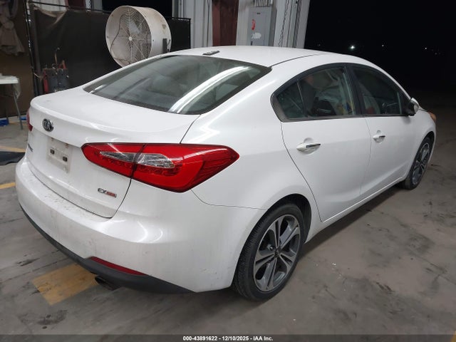 KNAFZ4A8XE5161717 KIA FORTE EX
