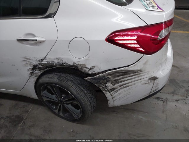 KNAFZ4A8XE5161717 KIA FORTE EX