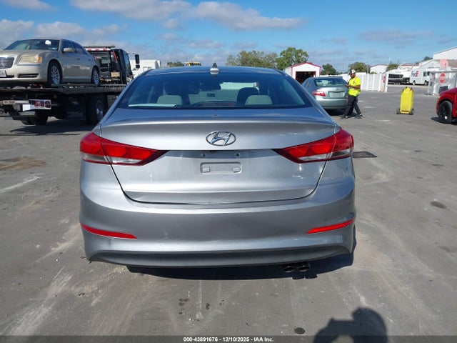 Продаж на аукціоні авто 2017 Hyundai Elantra Se, vin: 5NPD84LF0HH128089, номер лоту: 43891676