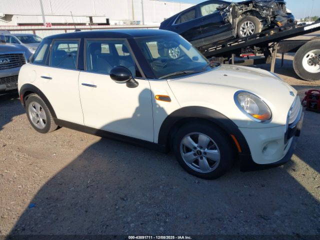2015 MINI HARDTOP WMWXS5C54FT832443