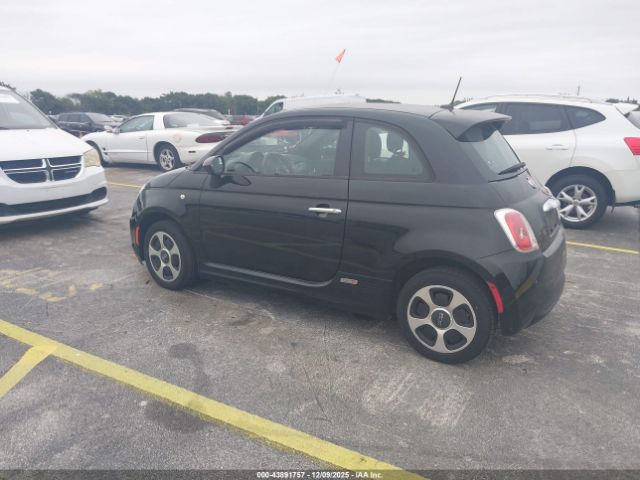 2015 FIAT 500E 3C3CFFGE6FT527430 Photo 2