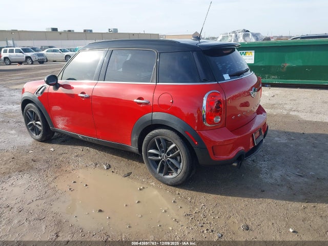 2013 MINI COUNTRYMAN WMWZC3C58DWP23926 Photo 2