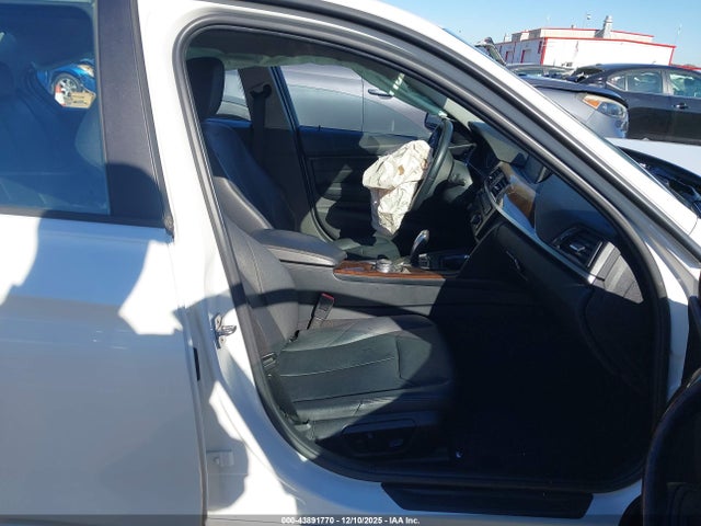 WBA3C1C50EK111495 BMW 328I