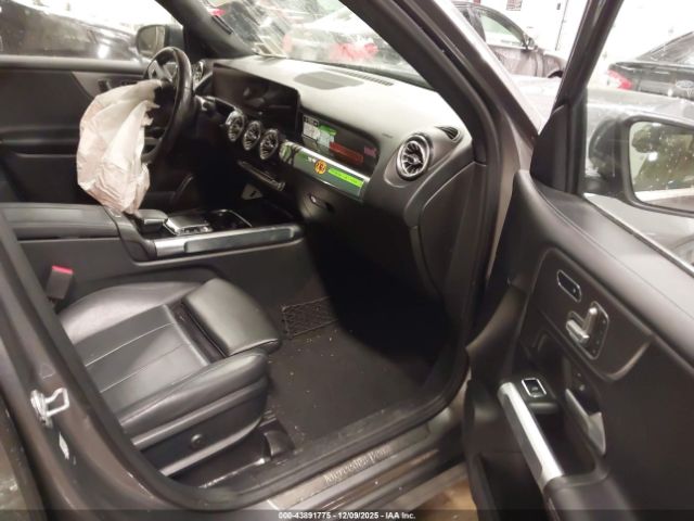 2020 MERCEDES-BENZ GLB 250 WDC4M4HB1LW002516 Photo 4