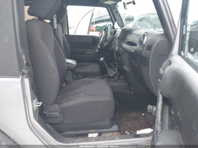 2013 JEEP WRANGLER 1C4AJWAG4DL702911 Photo 4