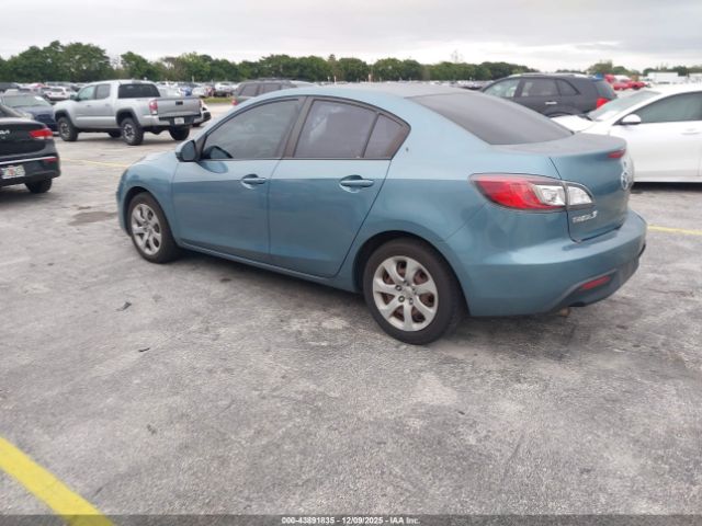 2011 MAZDA MAZDA3 JM1BL1UG1B1418092 Photo 2