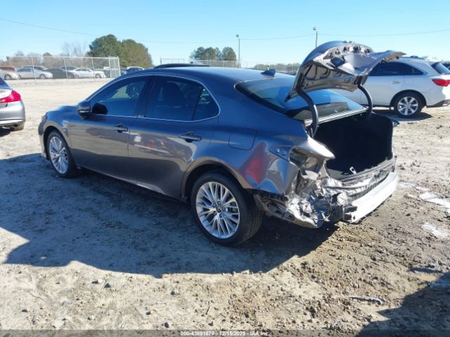 2020 TOYOTA CAMRY 4T1F31AK1LU542076 Photo 2