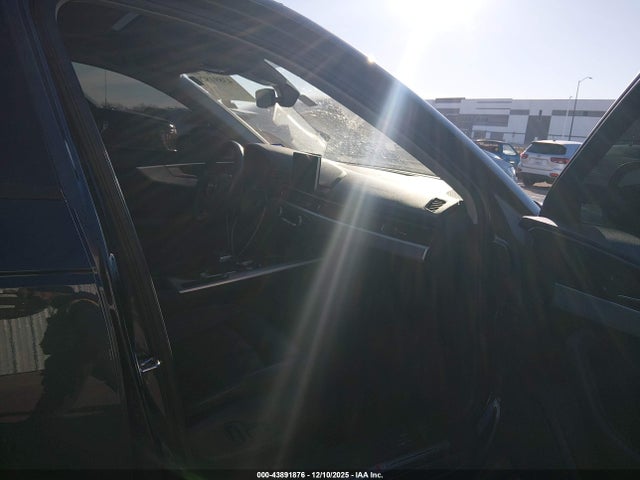 2018 AUDI A4 WAUKMAF43JA206550 Photo 4