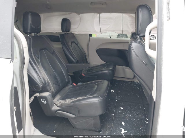 Продаж на аукціоні авто 2022 Chrysler Pacifica Touring L, vin: 2C4RC1BG5NR125796, номер лоту: 43891877