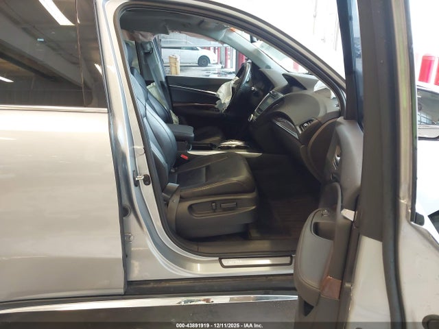 2018 ACURA MDX 5J8YD3H32JL010571 Photo 4