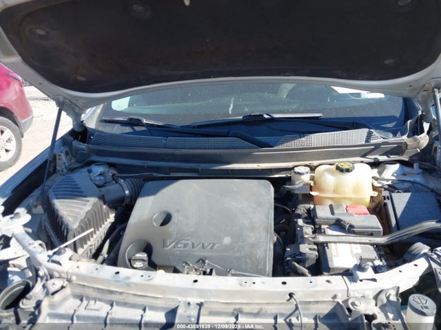 1GNERFKW2JJ203782 Chevrolet Traverse Ls
