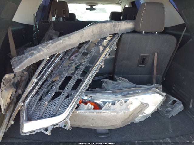 1GNERFKW2JJ203782 Chevrolet Traverse Ls