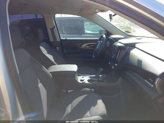 1GNERFKW2JJ203782 Chevrolet Traverse Ls