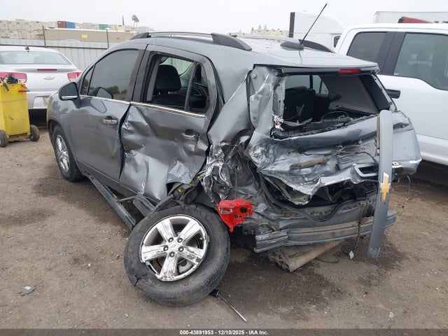 KL7CJPSBXKB792339 Chevrolet Trax Lt