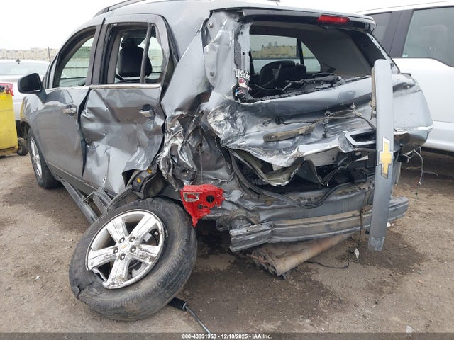 KL7CJPSBXKB792339 Chevrolet Trax Lt