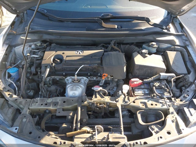19UDE2F30KA007772 Acura Ilx Standard