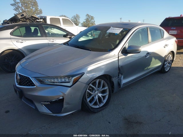 19UDE2F30KA007772 Acura Ilx Standard