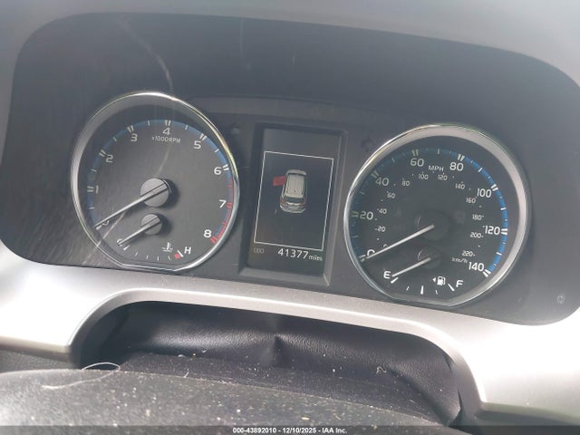 Toyota Rav4 Limited 2017 JTMDFREV4HJ165872 Image 15