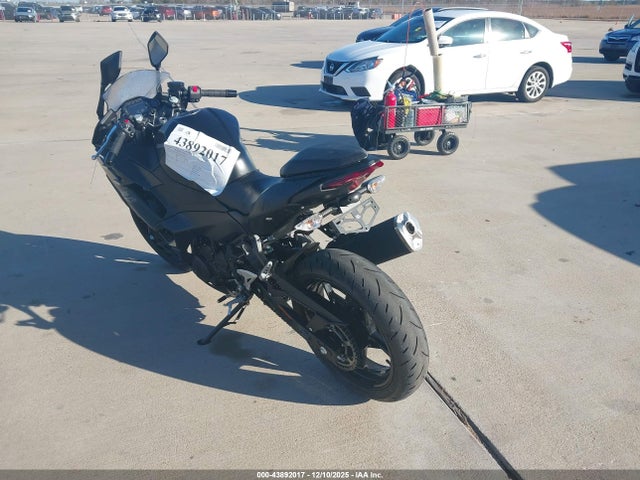 Kawasaki EX500 2026 ML5EXGG16TDA72937 Image 3