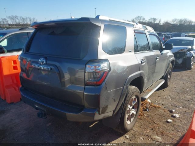 2016 TOYOTA 4RUNNER JTEBU5JR9G5401126 Photo 3
