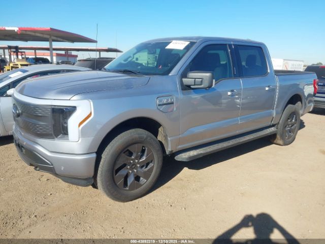 2023 FORD F-150 LIGHTNING 1FTVW1EL2PWG43082 Photo 1