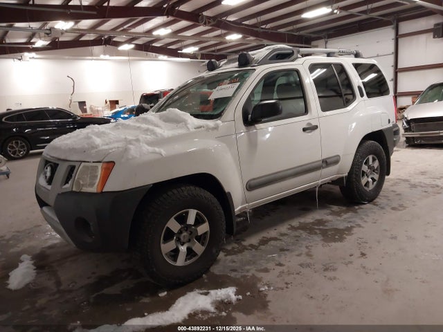 2011 NISSAN XTERRA 5N1AN0NW6BC507386 Photo 1