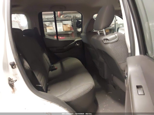 2011 NISSAN XTERRA 5N1AN0NW6BC507386 Photo 7