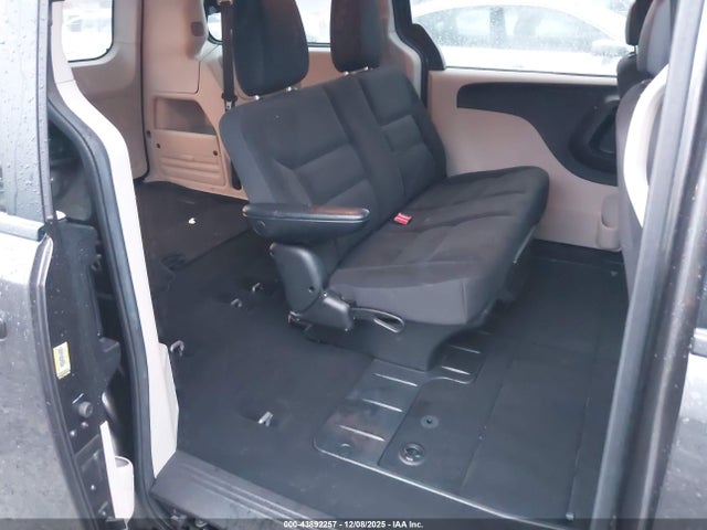 2C4RDGBG8KR766095 Dodge Grand Caravan Se